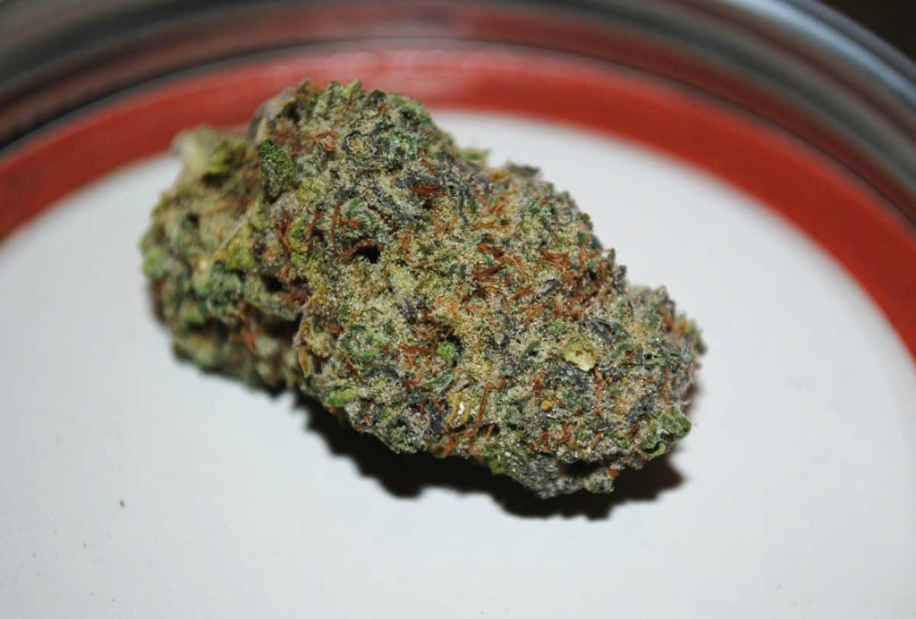 Best Smoking Accessories in 2023